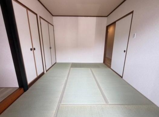 京都市西京区御陵峰ケ堂町３丁目の中古一戸建て