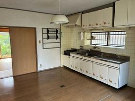大津市比叡平３丁目の中古一戸建て