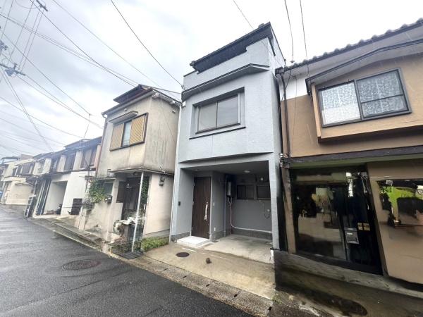 京都市山科区西野大鳥井町の中古一戸建て
