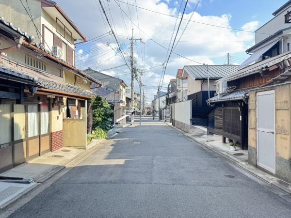 京都市上京区六軒町通一条上る若松町の中古一戸建て