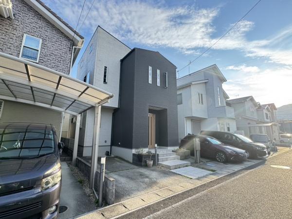 大津市比叡辻１丁目の中古一戸建て