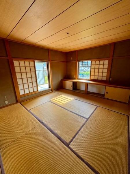 大津市南志賀４丁目の中古一戸建て