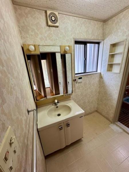 大津市南志賀４丁目の中古一戸建て