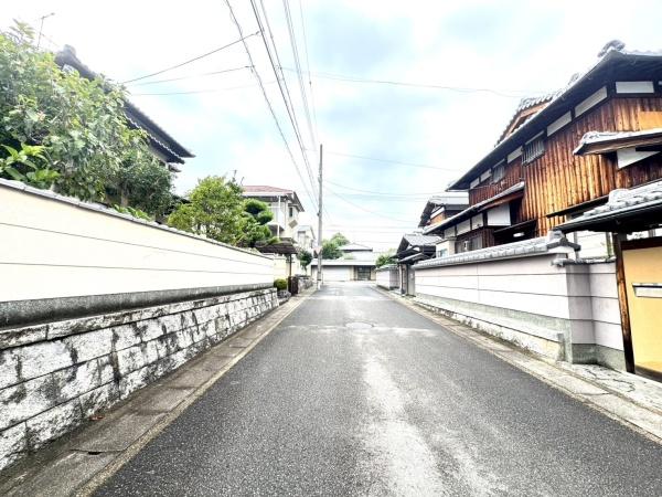 京都市伏見区深草大亀谷安信町の中古一戸建て