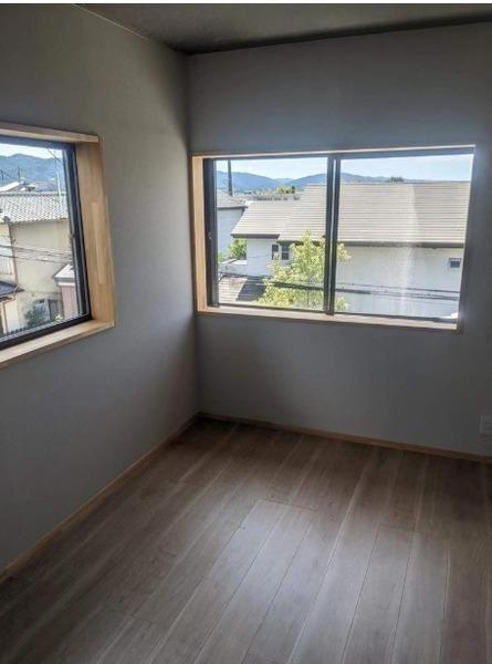 京都市伏見区桃山町伊庭の中古一戸建て