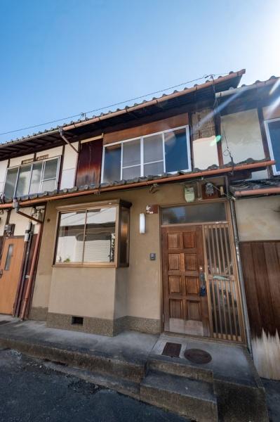 京都市左京区鹿ケ谷西寺ノ前町の中古テラスハウス