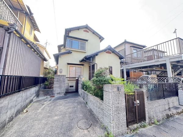 大津市雄琴５丁目の中古一戸建て
