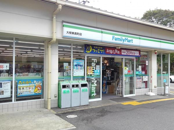 京都市西京区大枝東長町の土地(ファミリーマート大枝東長町店)