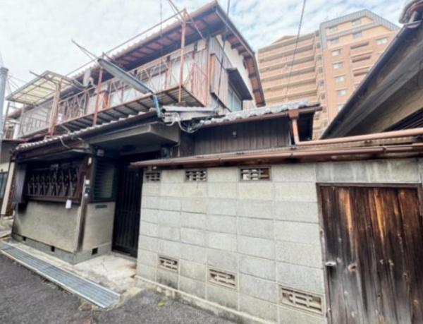 大津市栄町の中古テラスハウス
