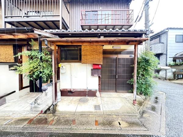 京都市右京区嵯峨天龍寺油掛町の中古一戸建て
