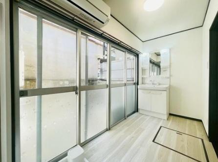 京都市右京区太秦堀池町の中古一戸建て