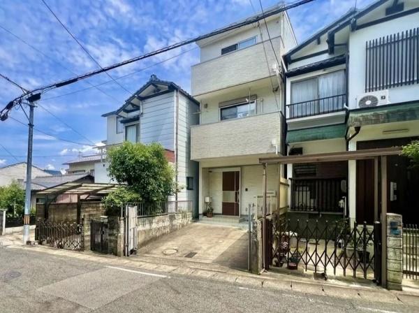 大津市富士見台の中古一戸建て