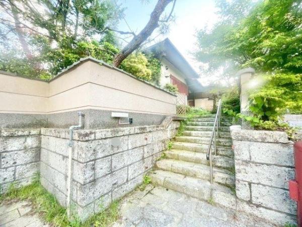 大津市比叡平１丁目の中古一戸建