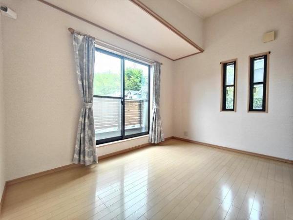 京都市伏見区深草大亀谷大谷町の中古一戸建て