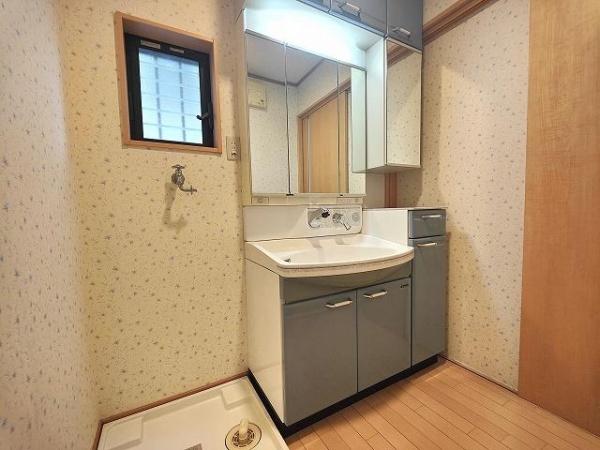京都市伏見区深草大亀谷大谷町の中古一戸建て