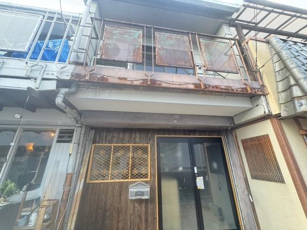 京都市伏見区深草北新町の中古テラスハウス
