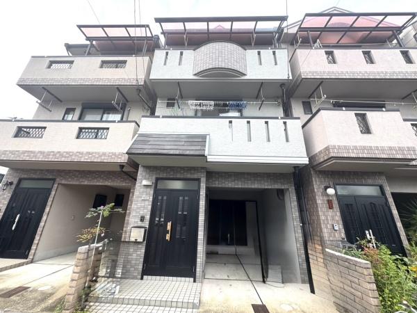 京都市伏見区深草平田町の中古一戸建て