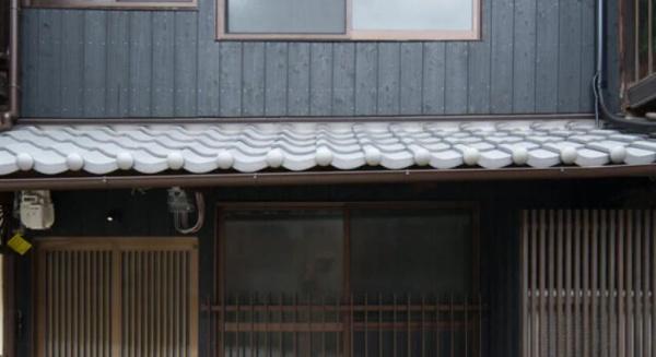京都市東山区三条通白川橋東入４丁目中之町の中古テラスハウス