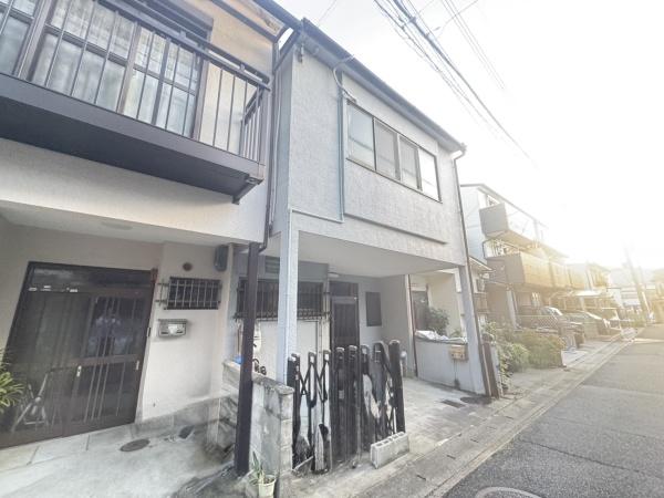 京都市右京区嵯峨甲塚町の中古テラスハウス