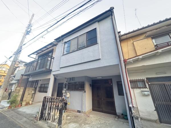 京都市右京区嵯峨甲塚町の中古テラスハウス