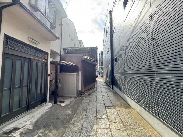 京都市中京区越後突抜町の中古一戸建て