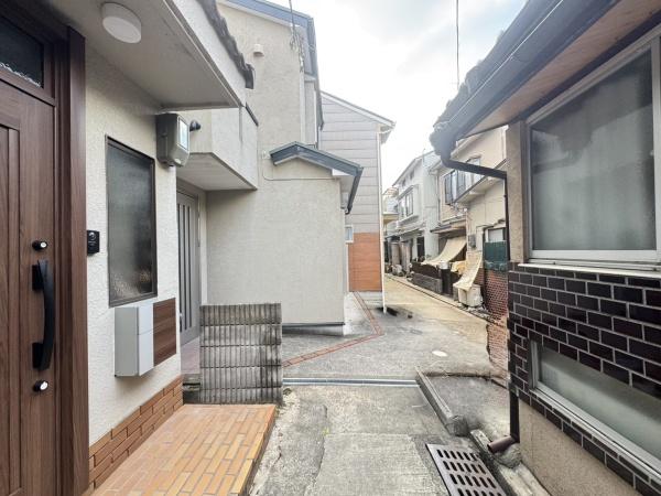 京都市上京区仁和寺街道御前通西入下横町の中古一戸建て