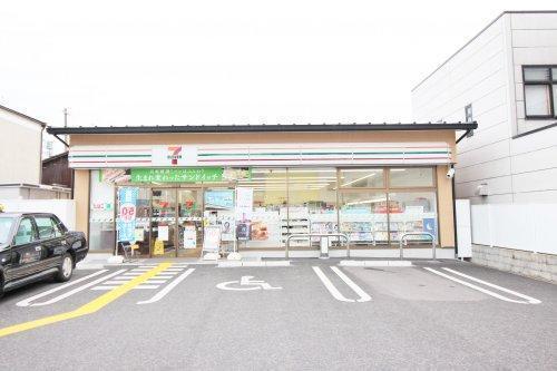 京都市東山区本町２１丁目の土地(セブンイレブン京阪鳥羽街道駅前店)
