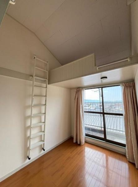 京都市山科区御陵封ジ山町の中古一戸建て