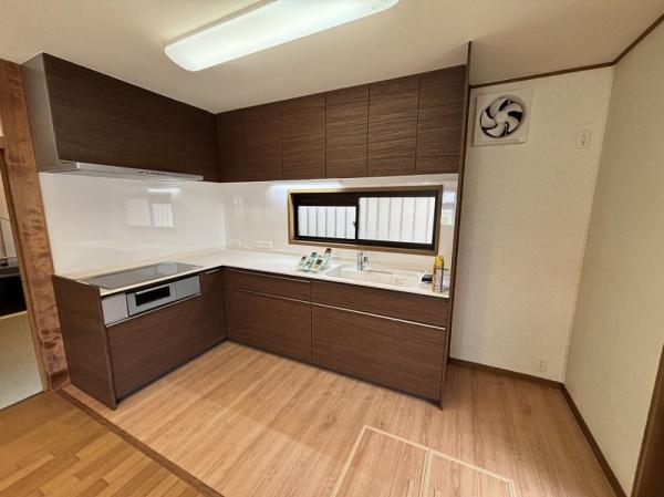 大津市里５丁目の中古一戸建て