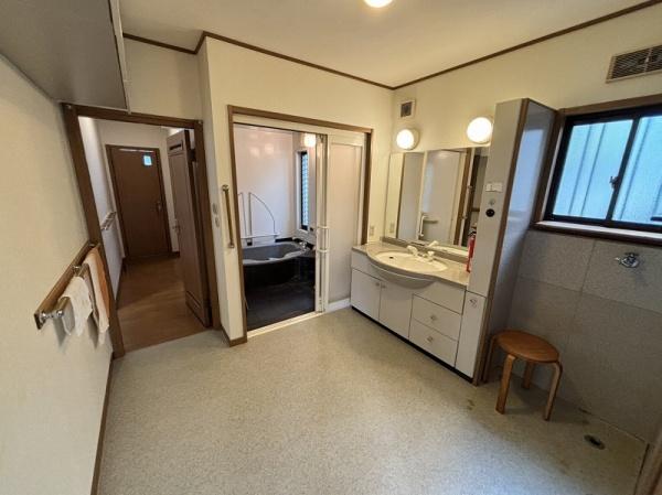 大津市里５丁目の中古一戸建て