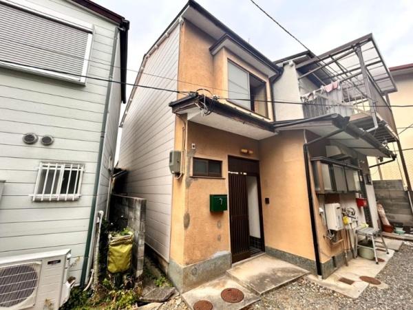 京都市伏見区石田内里町の中古テラスハウス