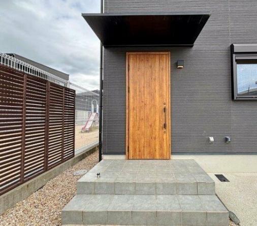 大津市下阪本２丁目の中古一戸建て