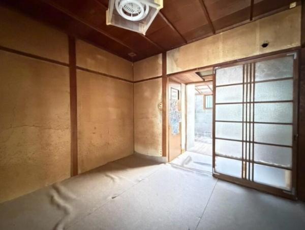 京都市山科区西野大鳥井町の中古一戸建て
