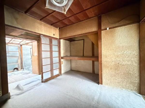 京都市山科区西野大鳥井町の中古一戸建て