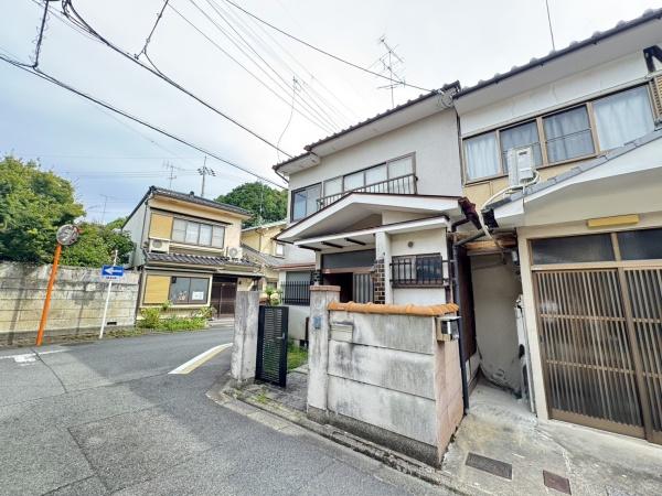 京都市右京区花園段ノ岡町の中古テラスハウス