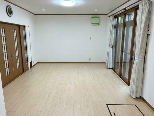大津市島の関の中古一戸建て
