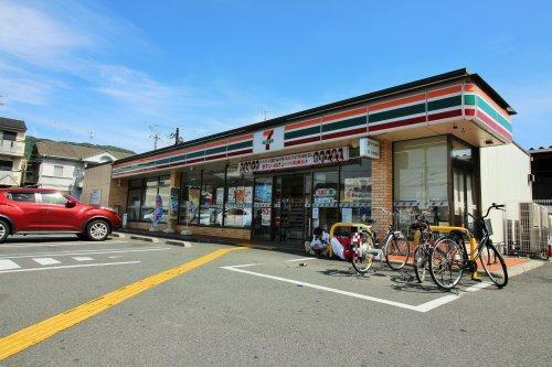 京都市伏見区小栗栖森本町の土地(セブンイレブン京都伏見醍醐店)