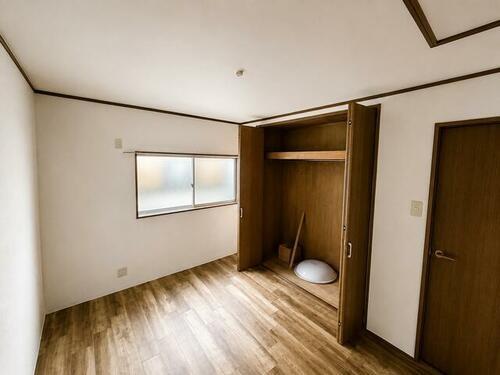 京都市下京区西七条西八反田町の中古一戸建て