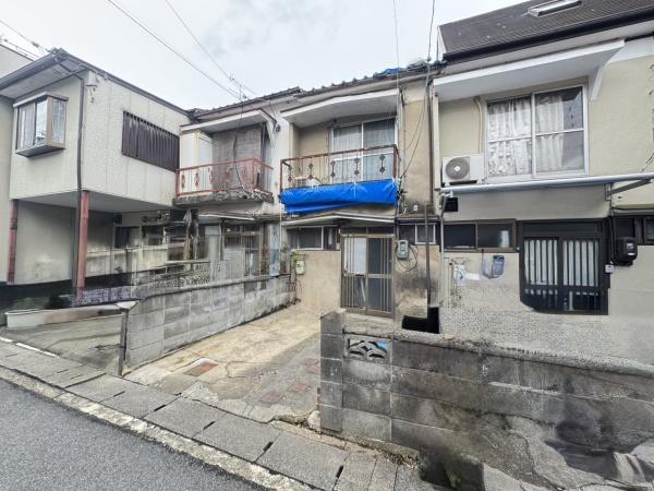 京都市伏見区醍醐僧尊坊町の中古テラスハウス