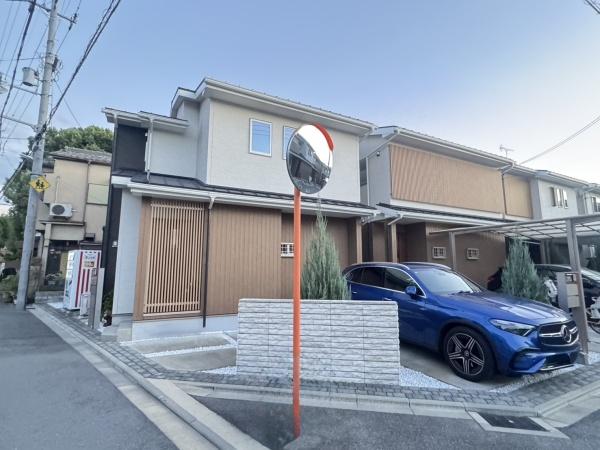 京都市伏見区深草極楽寺町の中古一戸建て