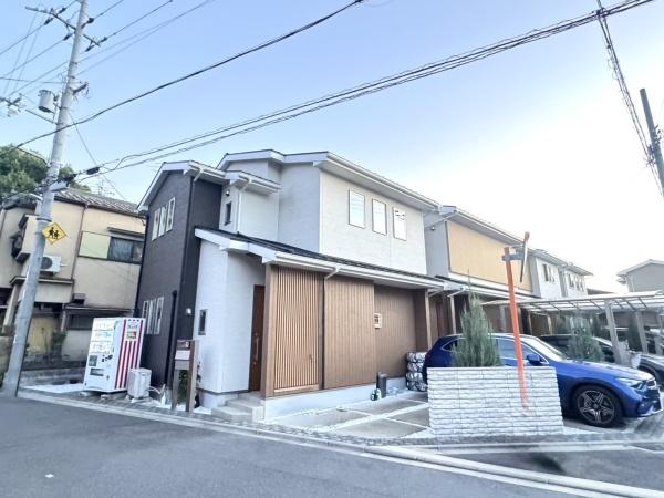 京都市伏見区深草極楽寺町の中古一戸建