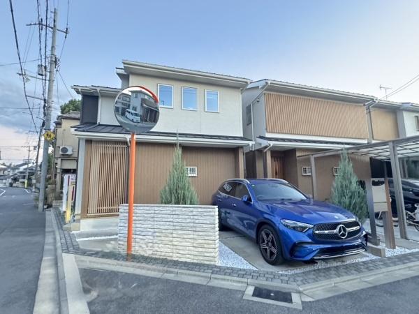 京都市伏見区深草極楽寺町の中古一戸建て