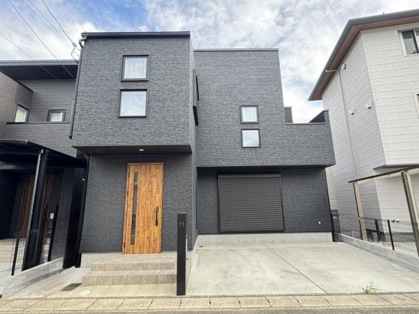 京都市伏見区納所下野の中古一戸建