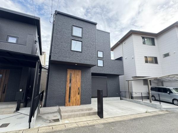 京都市伏見区納所下野の中古一戸建