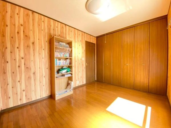 京都市西京区川島三重町の中古一戸建て