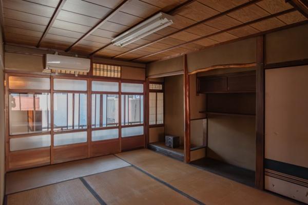 京都市上京区五辻通浄福寺東入一色町の中古一戸建て