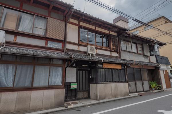 京都市上京区五辻通浄福寺東入一色町の中古一戸建