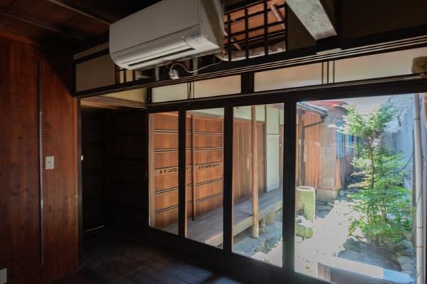 京都市上京区五辻通浄福寺東入一色町の中古一戸建て