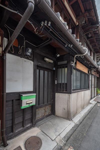 京都市上京区五辻通浄福寺東入一色町の中古一戸建