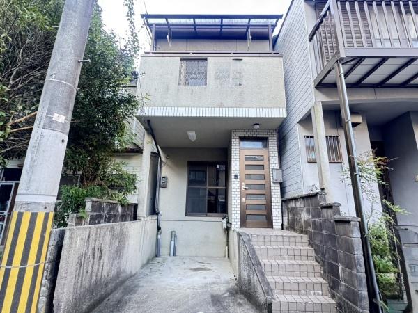 京都市山科区四ノ宮行者谷の中古一戸建て